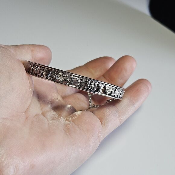 **Sale** Juicy Couture Silver Tone Bangle Rhinestone Bracelet I Heart Juicy 7.5" - Picture 1 of 12
